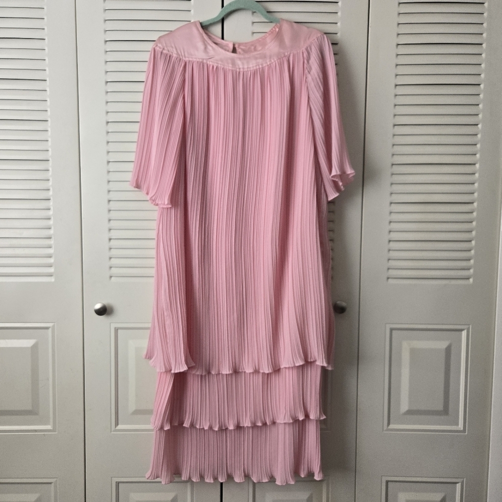 Vintage 70's David Alan Pleated Tiered Dress Pink Size 16½-36 On Tag